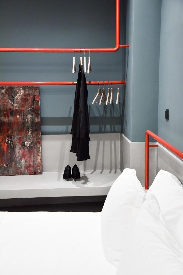 Central44 Yolo Casual Suite Atena Exterior foto