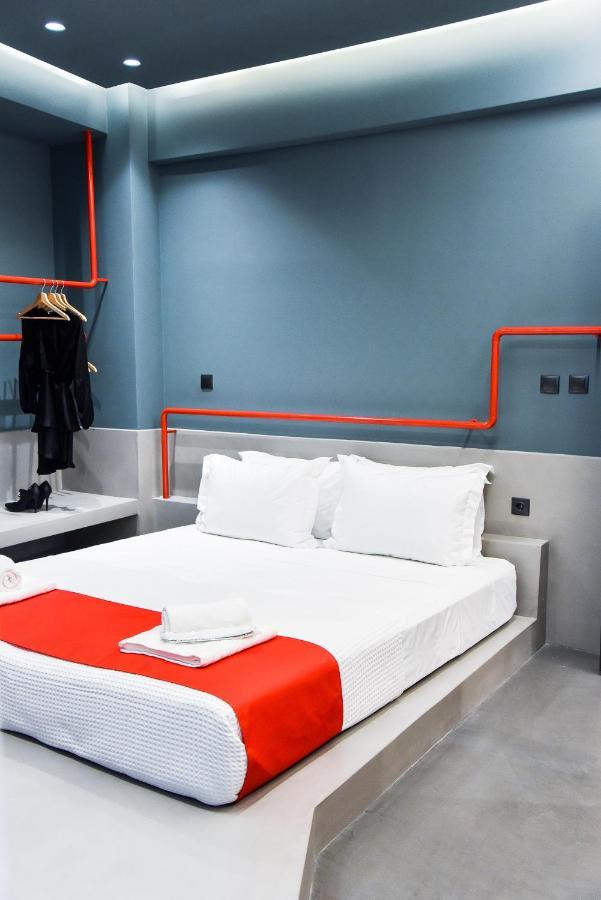 Central44 Yolo Casual Suite Atena Exterior foto